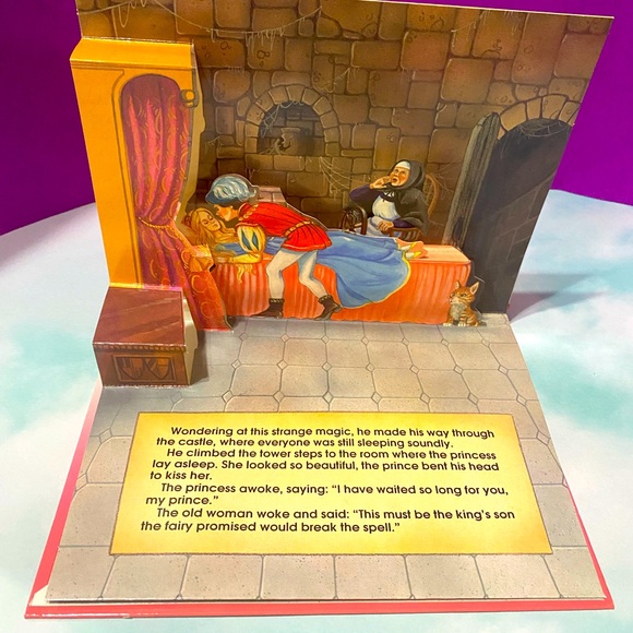 SLEEPING BEAUTY VINTAGE 90s COLLECTABLE HARDCOVER POP -UP STORYBOOK - Picture 8 of 15